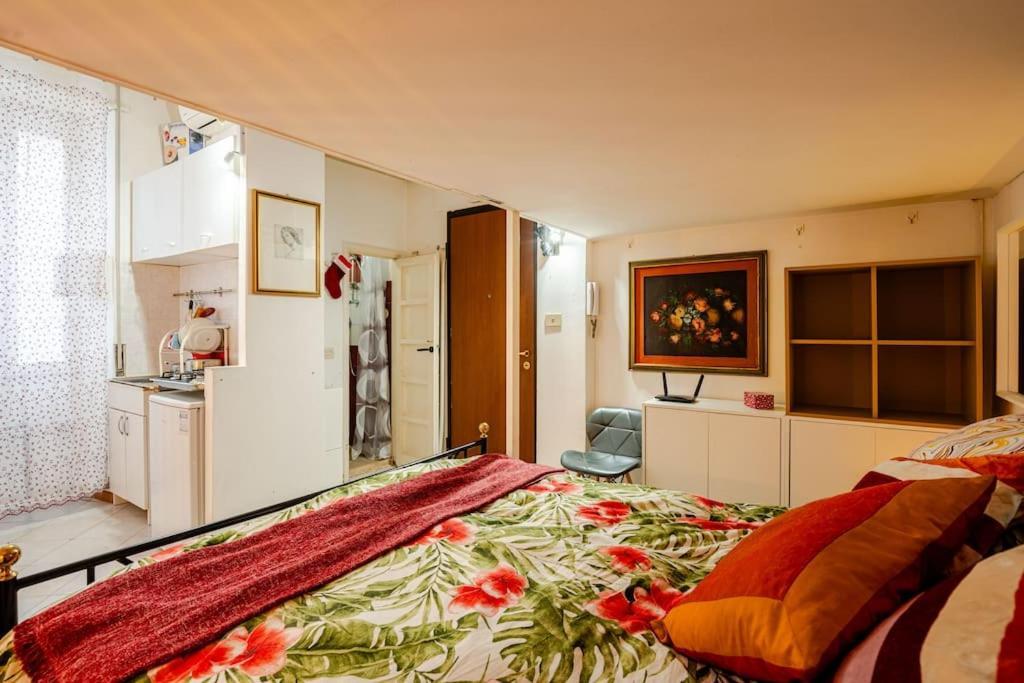 Loft Universita, Centro, Vicino Metro B, Wifi Apartment *